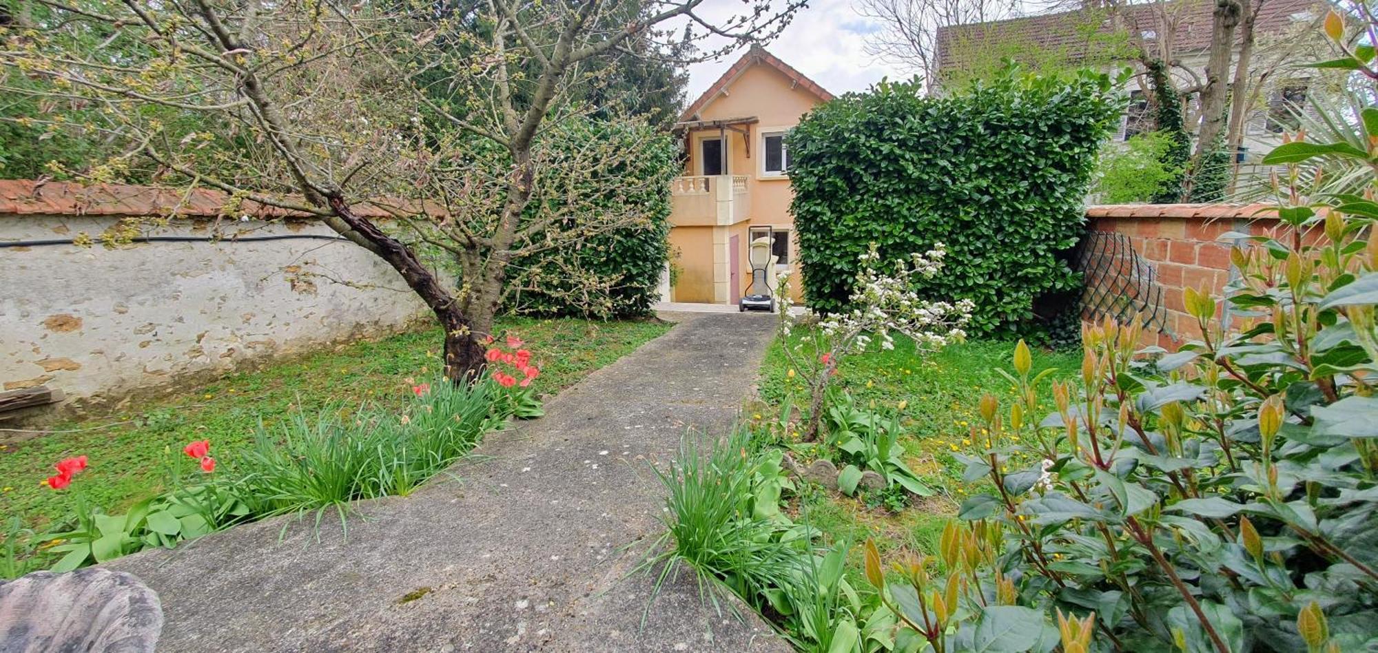 Coquelicot - Spacieuse Maison 172M2 - 4 Chambres - Parking Prive & Wifi Gratuit Brunoy Exterior photo